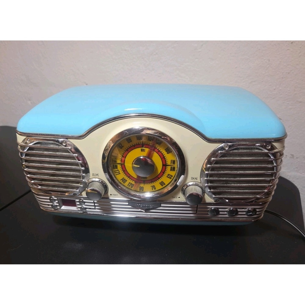 Retro Portable Boombox Stereo Blue Cream AM/FM Radio Dial Classic Music Player